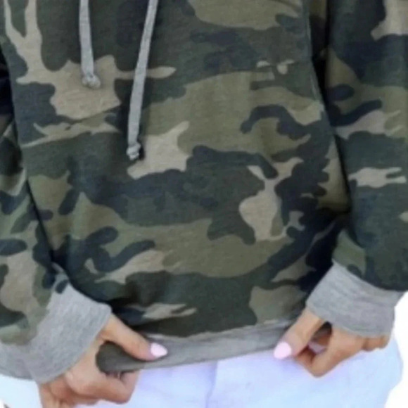 WOMENS NEW GREEN CAMO PULLOVER HOODIE TOP SHIRT HOOD SUMMER CASUAL TOPS SIZE S - Picture 2 of 4